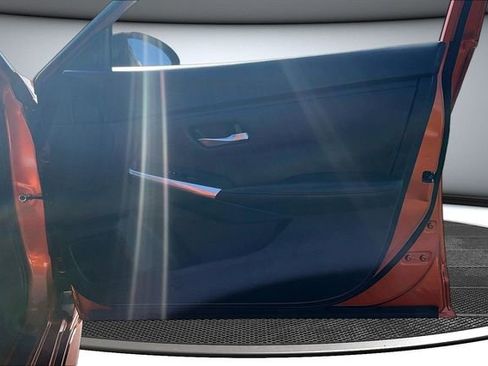 Certified 2024 Nissan Sentra SR FWD image 26