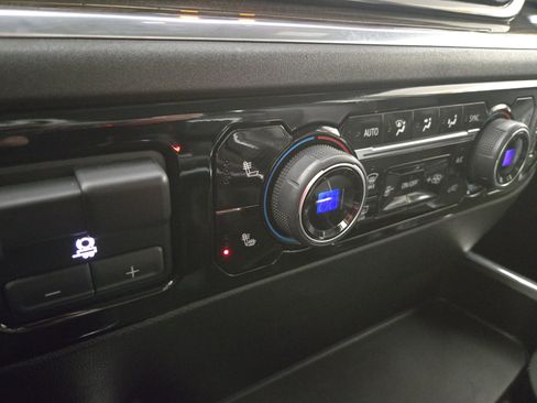 Used 2022 Chevrolet Silverado 1500 RST w/ All Star Edition Plus image 27