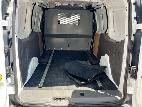Used 2023 Ford Transit Connect XLT w/ Trailer Tow Package FWD image 24