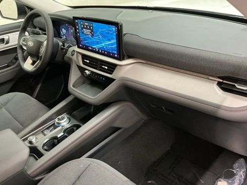 New 2026 Ford Explorer Active AWD/4WD image 20