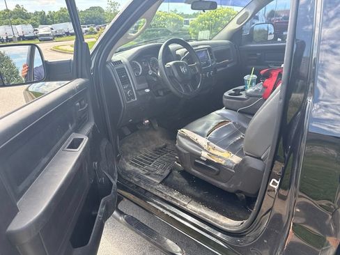 Used 2014 RAM 1500 Express RWD image 5