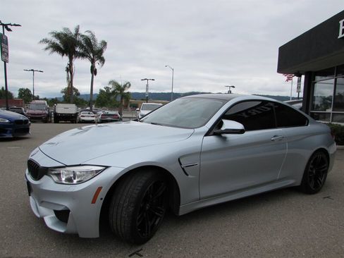 Used 2015 BMW M4 Coupe RWD image 3