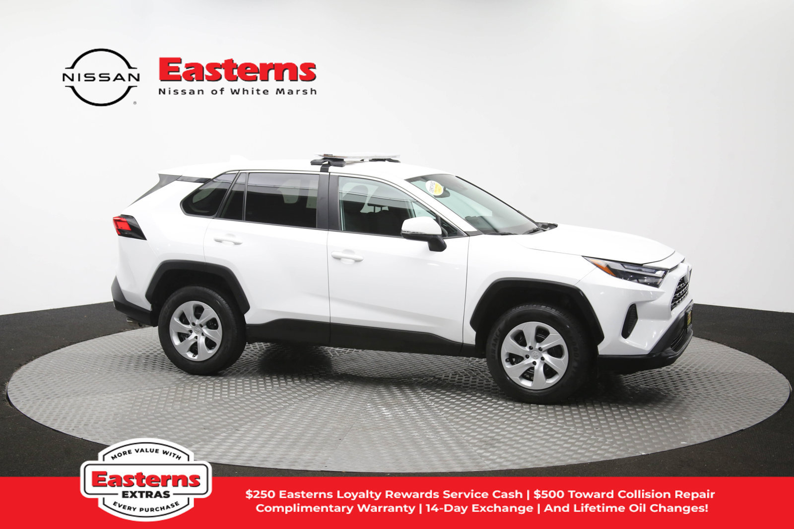 Used 2023 Toyota RAV4 LE AWD/4WD image 46