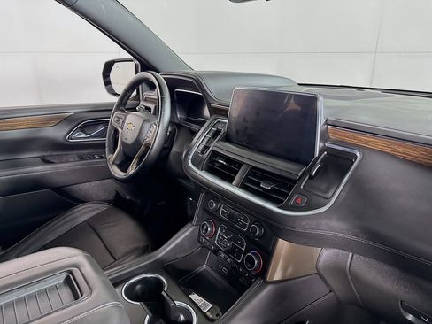 Used 2023 Chevrolet Suburban High Country image 31