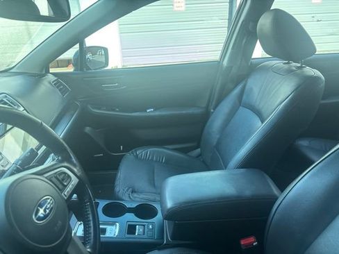 Used 2016 Subaru Legacy 2.5i Limited AWD/4WD image 4