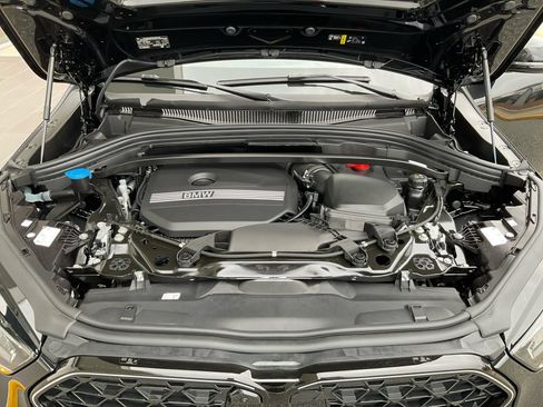 New 2026 BMW X2 xDrive28i w/ Technology Package AWD/4WD image 16