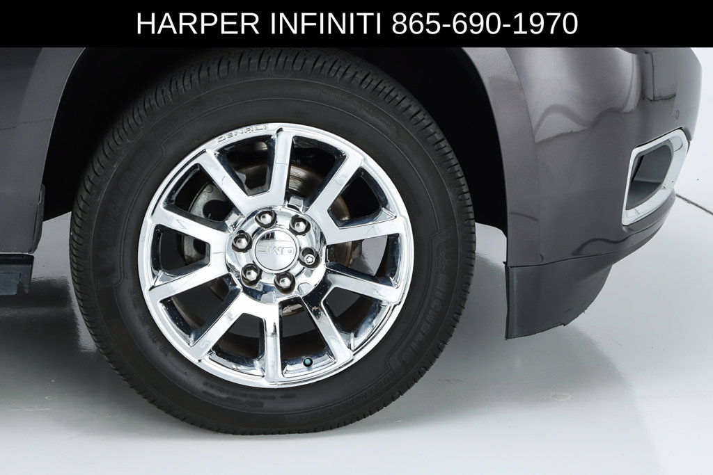 Used 2015 GMC Yukon Denali w/ Premium Package AWD/4WD image 53