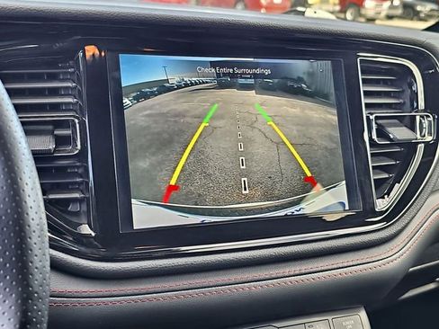 Used 2024 Dodge Durango GT image 30