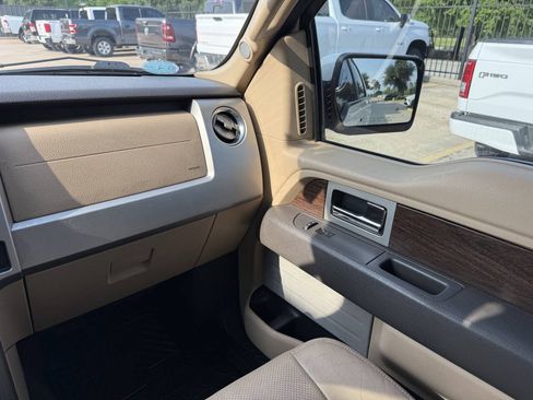 Used 2013 Ford F150 Lariat w/ Mid Equipment Group RWD image 20
