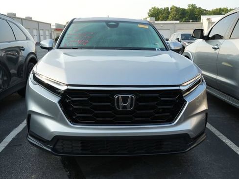 Used 2024 Honda CR-V EX image 2