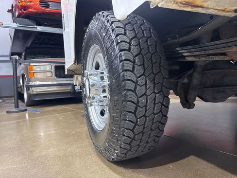 Used 2017 Ford F350 XL w/ Power Equipment Group AWD/4WD image 29