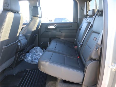 New 2026 Chevrolet Silverado 3500 LT image 28