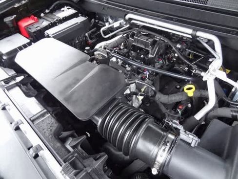 Used 2026 Chevrolet Colorado ZR2 w/ Technology Package image 51