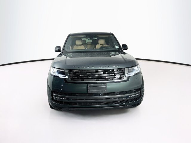 Used 2026 Land Rover Range Rover Long Wheelbase SE AWD/4WD image 2