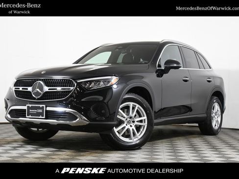 Used 2026 Mercedes-Benz GLC 300 4MATIC image 1