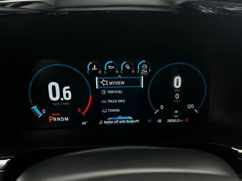 Used 2021 Ford F150 Lariat image 13