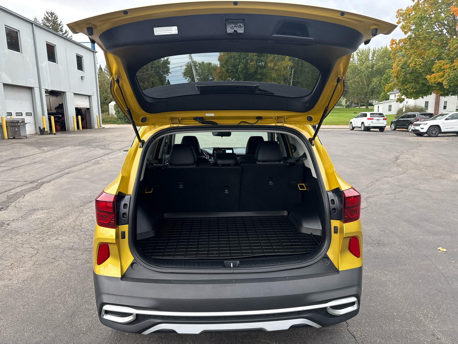 Used 2022 Kia Seltos S AWD/4WD image 15