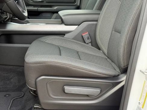 New 2026 RAM 1500 Express AWD/4WD image 14