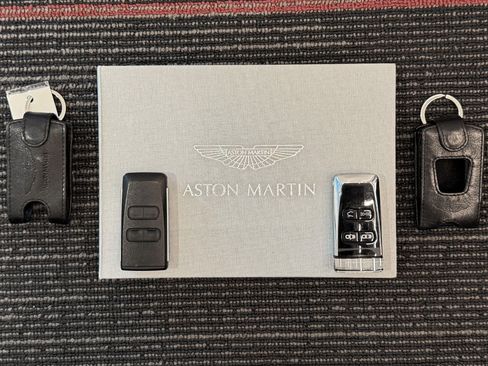 Used 2016 Aston Martin Vanquish Coupe RWD image 19
