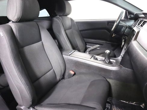 Used 2014 Ford Mustang Coupe image 29