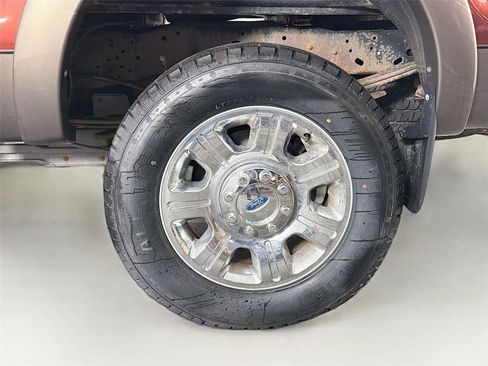 Used 2016 Ford F250 Lariat w/ Lariat Ultimate Package AWD/4WD image 32