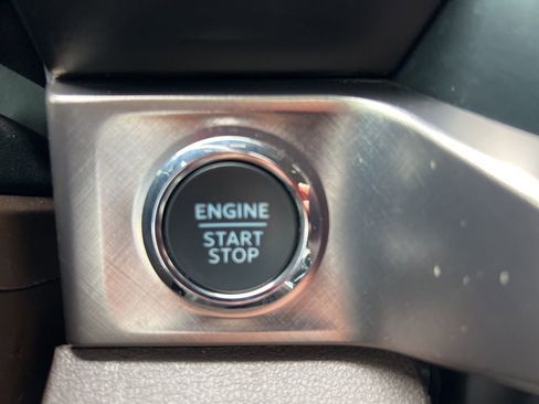 Used 2023 Ford F250 King Ranch w/ Chrome Package image 27