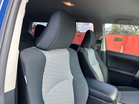 Used 2015 Toyota 4Runner SR5 image 15