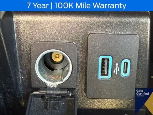 Used 2023 Ford Explorer XLT w/ Equipment Group 202A AWD/4WD image 39