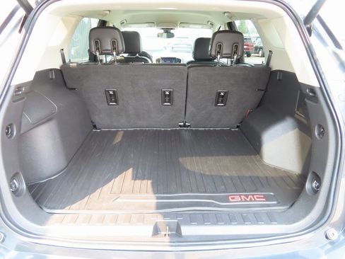 Used 2019 GMC Terrain Denali w/ Advanced Safety Package image 31