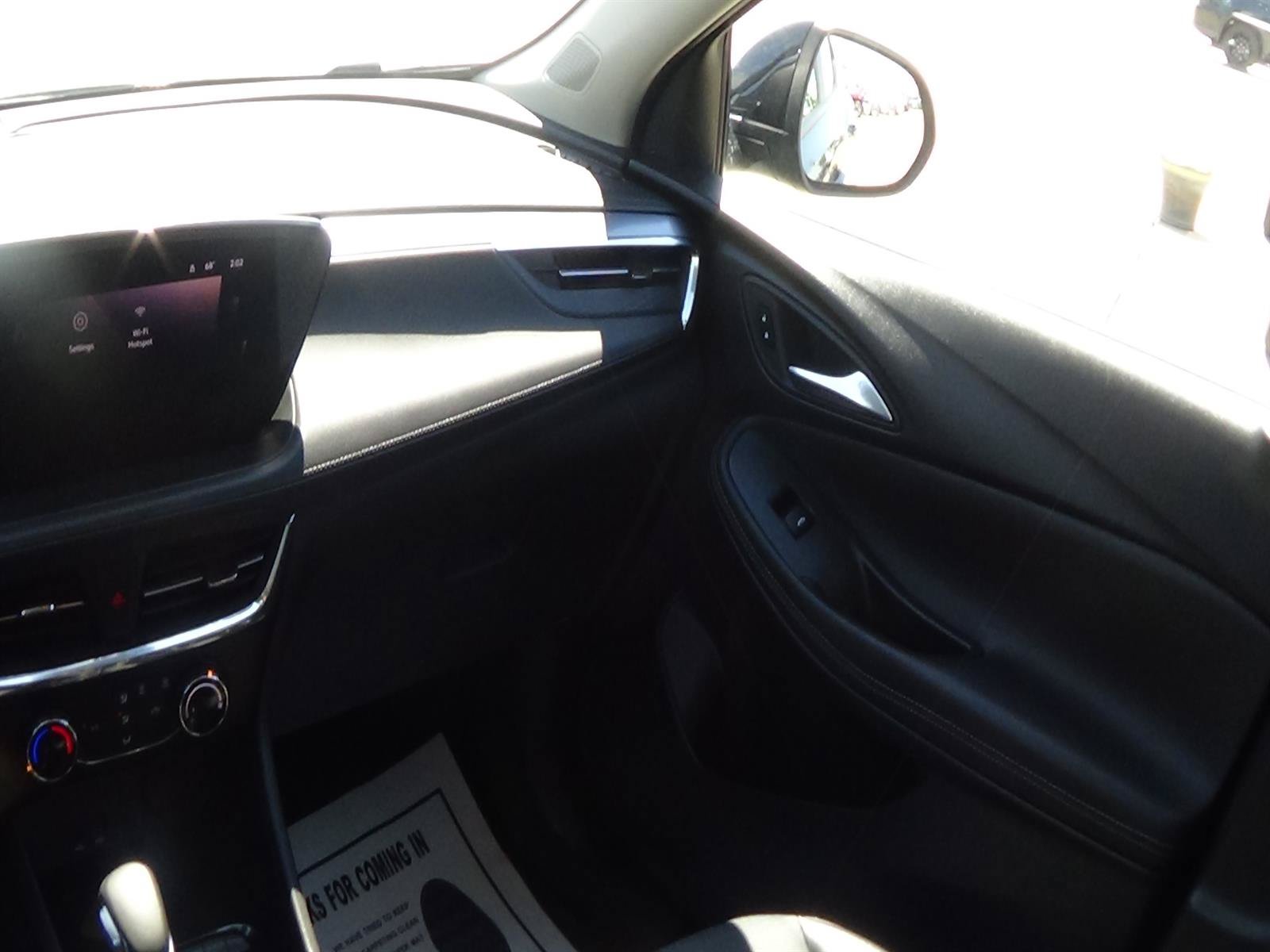 Used 2025 Buick Encore GX Preferred FWD image 14