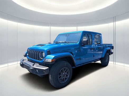New 2025 Jeep Gladiator Sport image 7