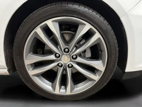 Used 2022 Chevrolet Malibu LT FWD image 24