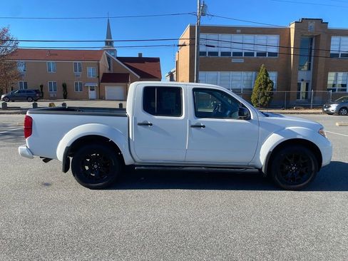 Used 2019 Nissan Frontier SV w/ Value Truck Package image 4