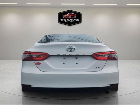 Used 2019 Toyota Camry LE w/ Carpet Mat Package FWD image 5