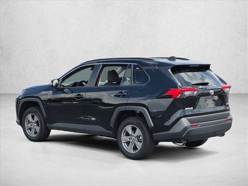 Used 2024 Toyota RAV4 XLE w/ Convenience Package FWD image 7
