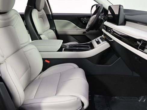 New 2026 Lincoln Aviator Reserve AWD/4WD image 16