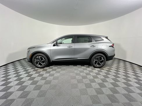 New 2026 Kia Sportage LX FWD image 8