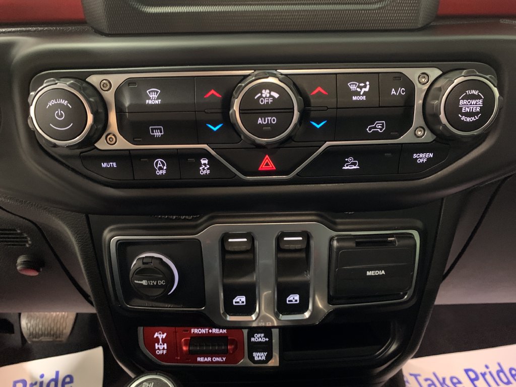 Used 2021 Jeep Wrangler Rubicon AWD/4WD image 26