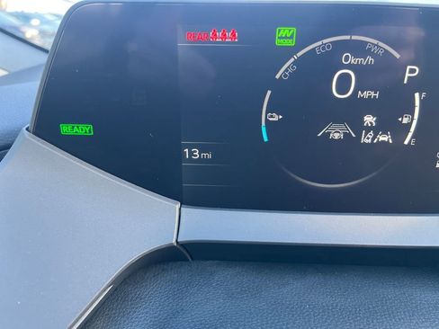 New 2026 Toyota Prius Plug-In Hybrid FWD image 17