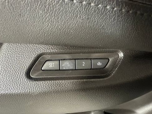 Used 2015 Cadillac Escalade Premium AWD/4WD image 19