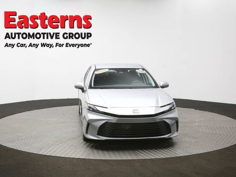 Used 2025 Toyota Camry LE image 53