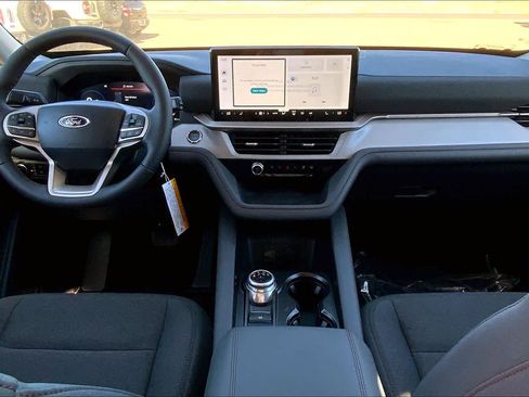 New 2026 Ford Explorer Active image 5