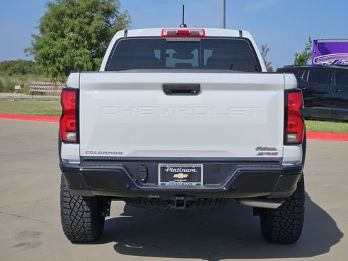 New 2026 Chevrolet Colorado ZR2 w/ Technology Package AWD/4WD image 8