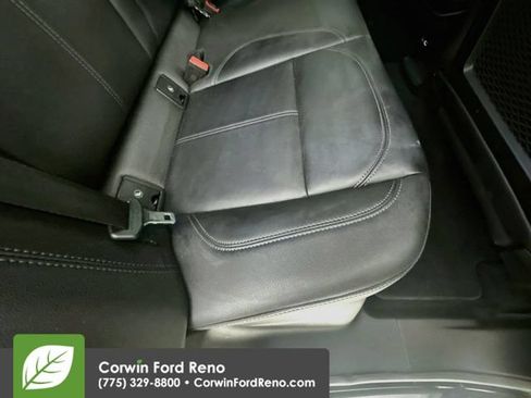 Used 2020 Alfa Romeo Stelvio Ti AWD/4WD image 32