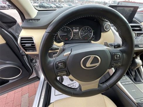 Used 2018 Lexus NX 300 FWD image 12