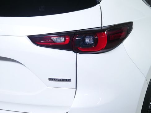 Used 2023 MAZDA CX-5 AWD 2.5 S w/ Premium Package image 17