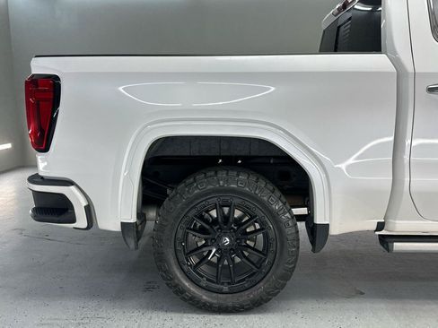 Used 2022 GMC Sierra 1500 Denali w/ Denali Reserve Package AWD/4WD image 11
