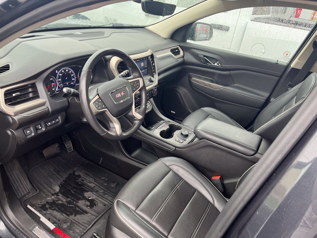 Used 2022 GMC Acadia Denali w/ GMC Pro Grade Package AWD/4WD image 22