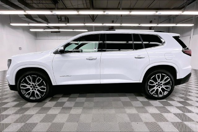 Used 2026 GMC Acadia Denali w/ Super Cruise Package AWD/4WD image 14
