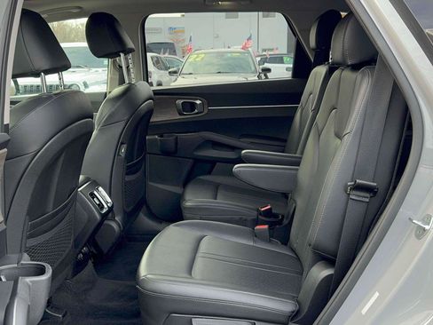 Used 2022 Kia Sorento X-Line EX image 11